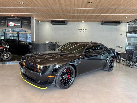 DODGE CHALLENGER 6.4 V8 HEMI GASOLINA R/T SCAT PACK WIDEBODY TORQUEFLITE